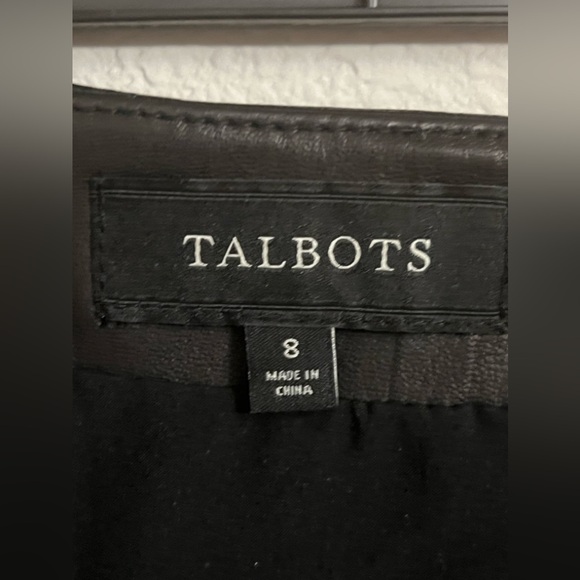 TALBOTS Black Luxe Genuine Leather Pencil Skirt Size 8 EUC (Worn Once) - Picture 6 of 9